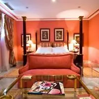 Villa De La Palmera Seville Hotel