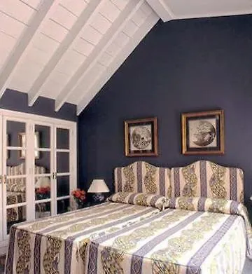 Villa De La Palmera Sewilla Hotel
